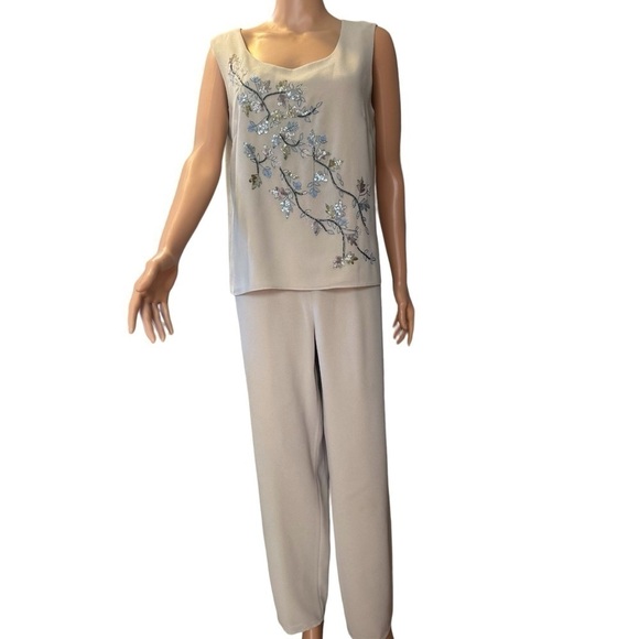 R&M Richards Vintage Elegant 3 Piece Cream Chiffon Embroidered Beaded Set - Picture 3 of 16